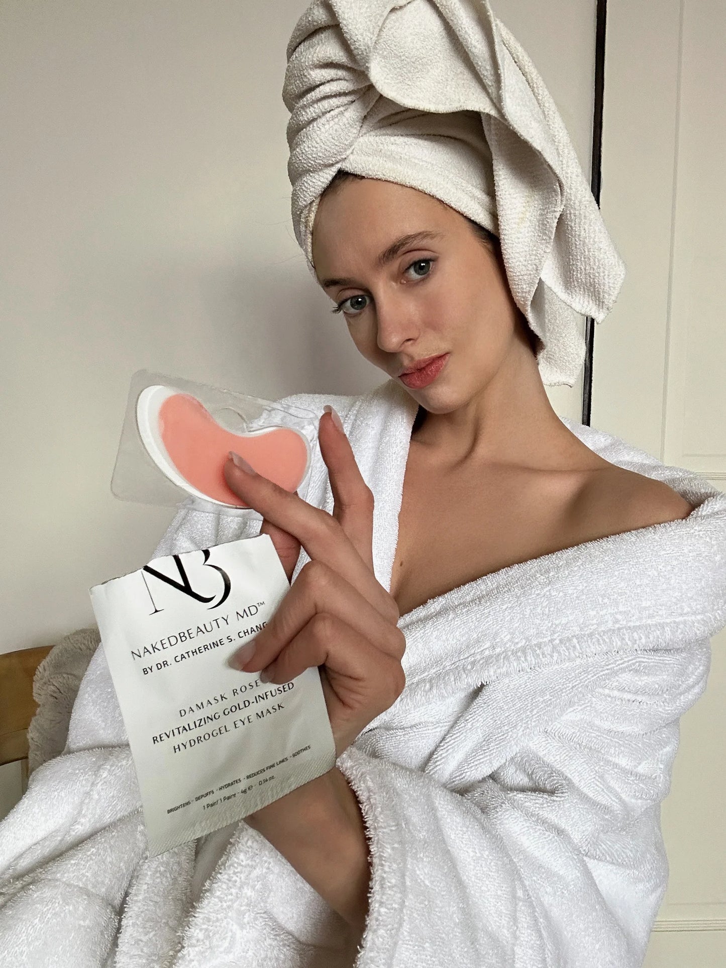 NAKEDBEAUTY MD™ Damask Rose Revitalizing Eye Masks